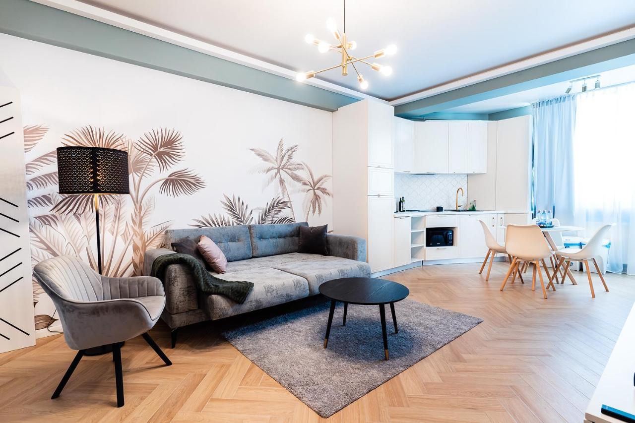 Tropical Vibes Suite Năvodari Esterno foto