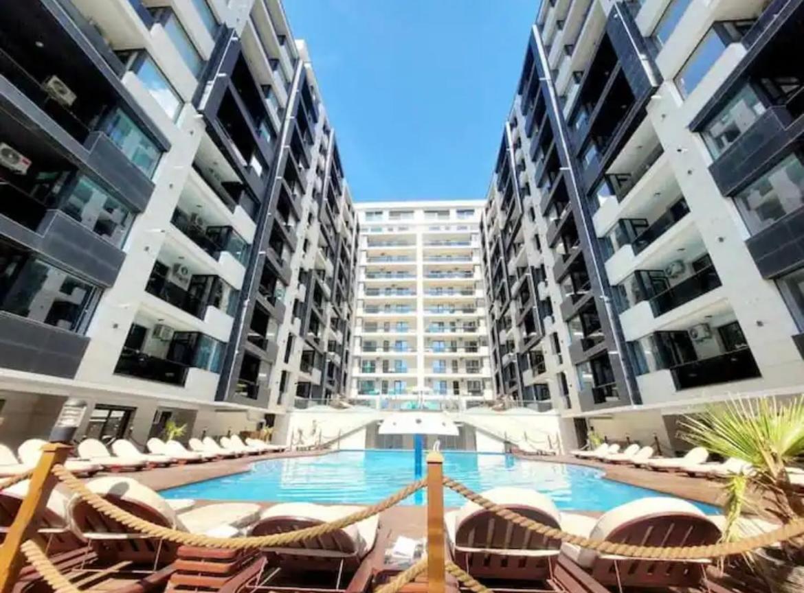 Tropical Vibes Suite Năvodari Esterno foto